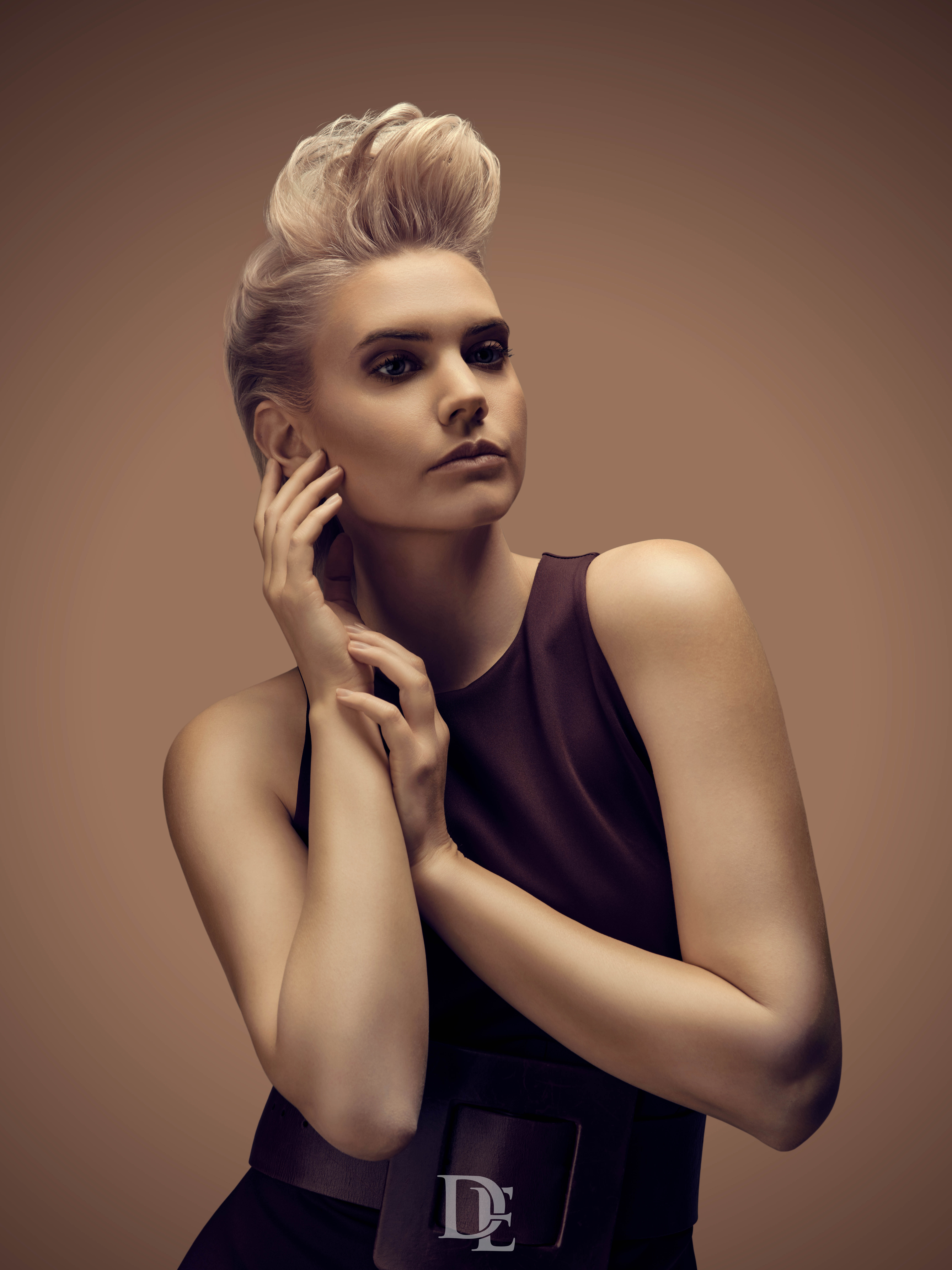 E0116_retouch